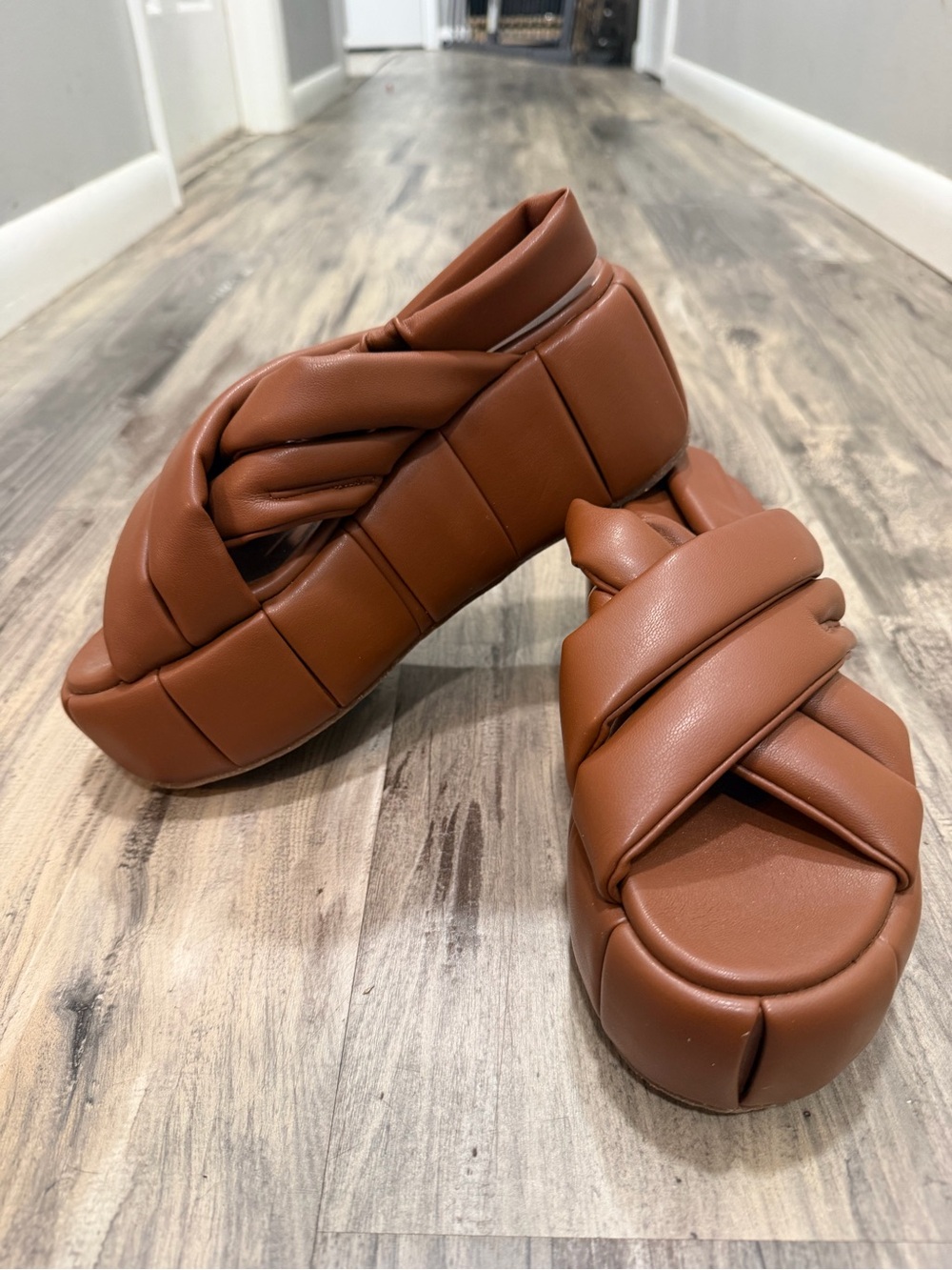 Themoire cloud Platform Slide Sandals - Brown new without box 38 7 women’s